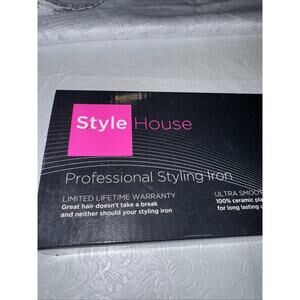 Style House Professional Styling Iron Pink Zebra Negative Ion Therapy New In Box